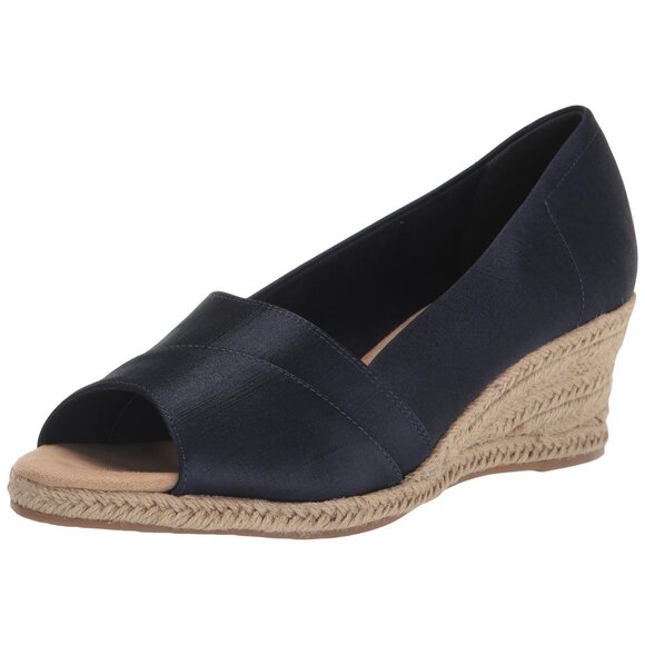 NWT Easy Street Womens Jasper Wedge Sandal JASPR Navy Thai Silk Blue 8WW - Picture 1 of 9